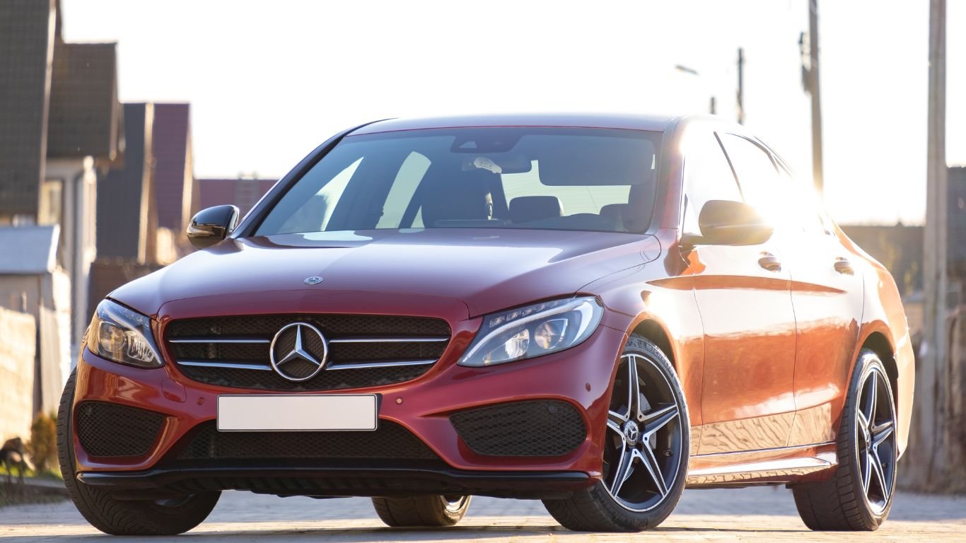 Mercedes oil change in Dubai