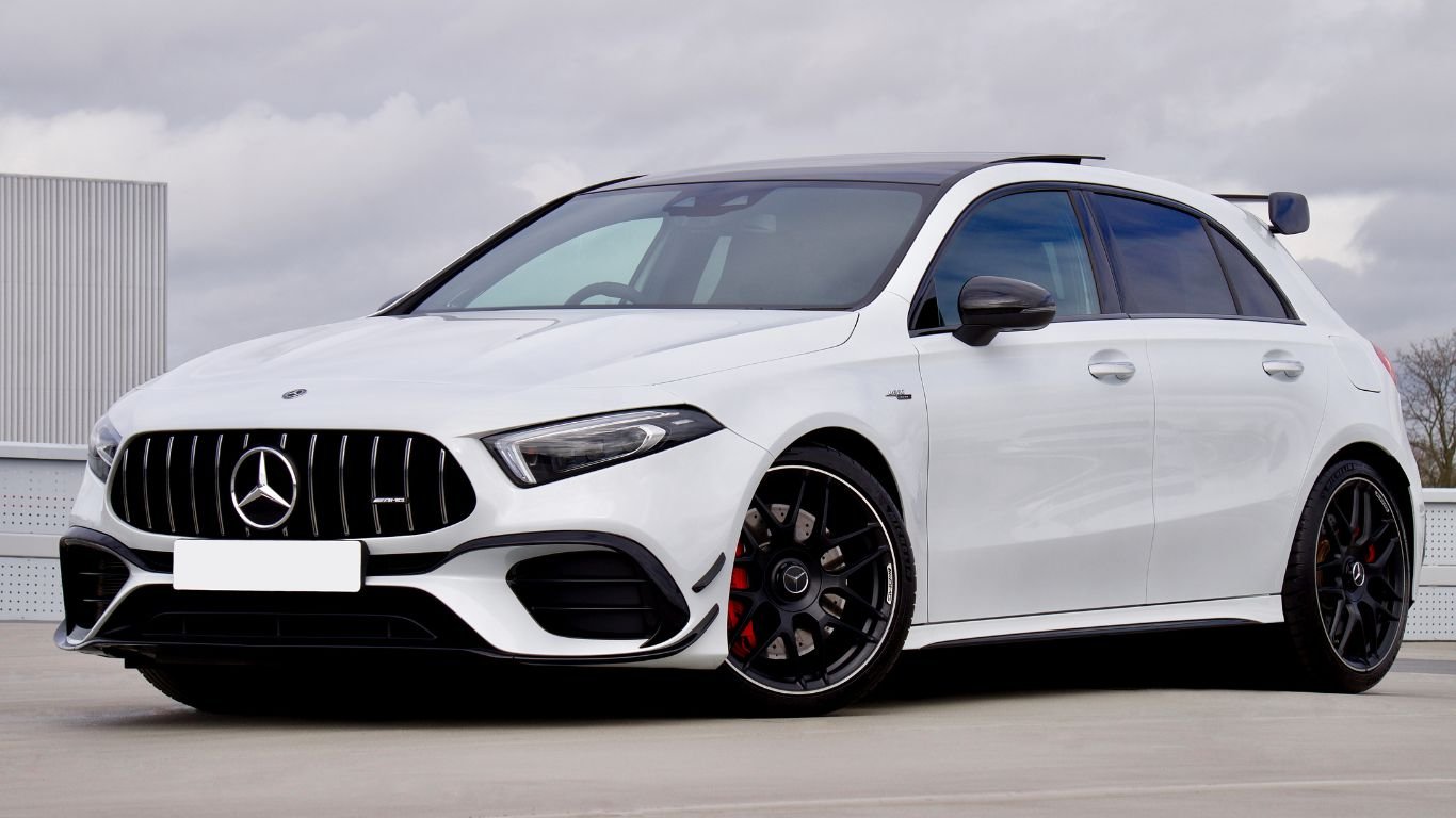 Mercedes Maintenance service in Dubai