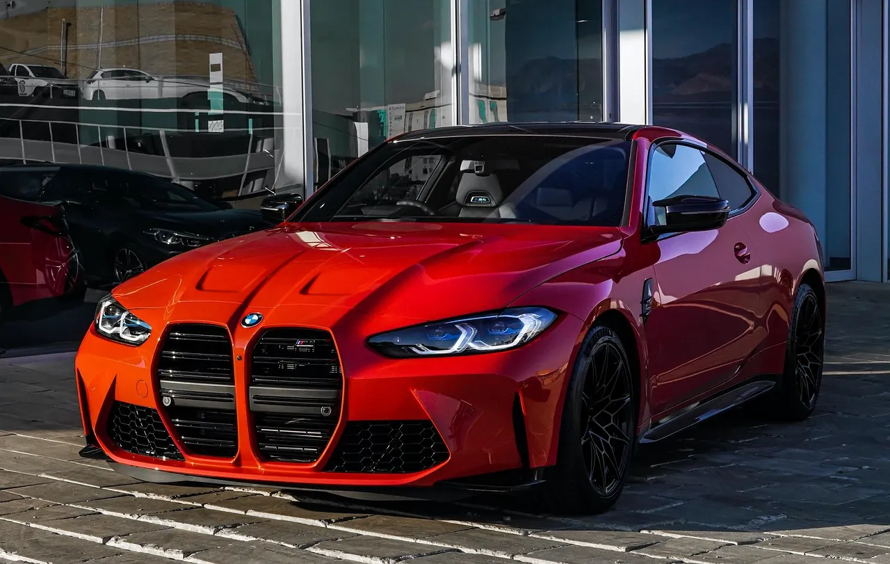 BMW repair specialists diagnosing and servicing BMW vehicles in Dubai